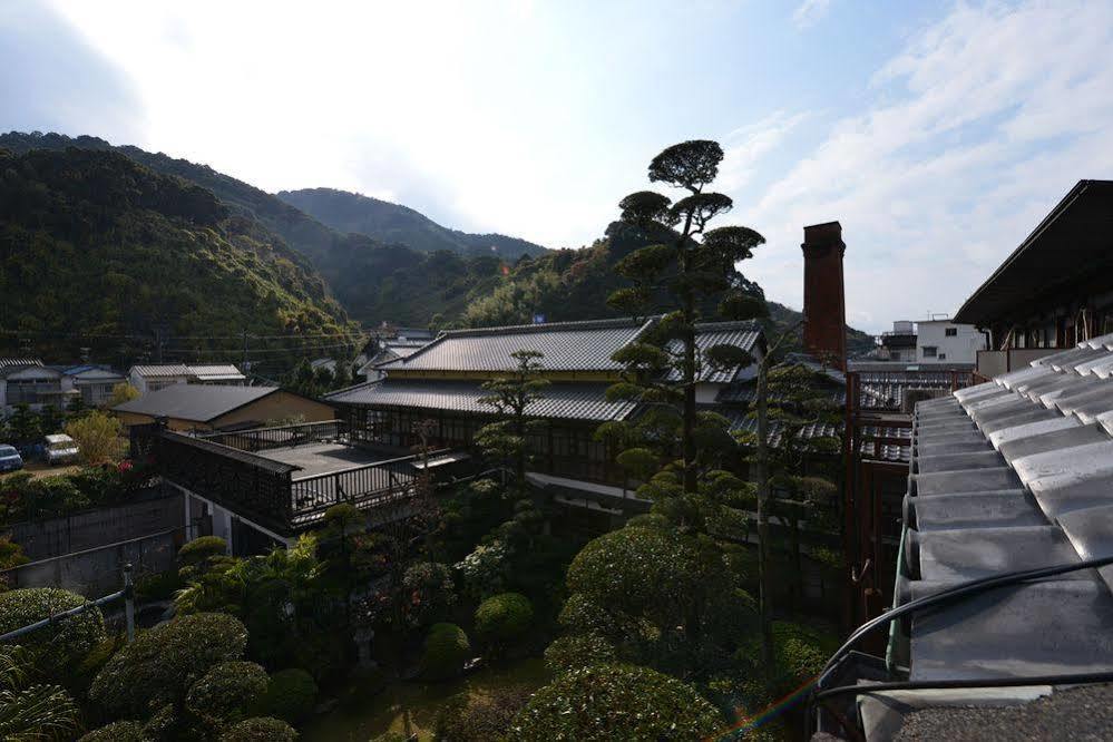 Hinagu Onsen Kinparo Hotel Yatsushiro Exterior foto